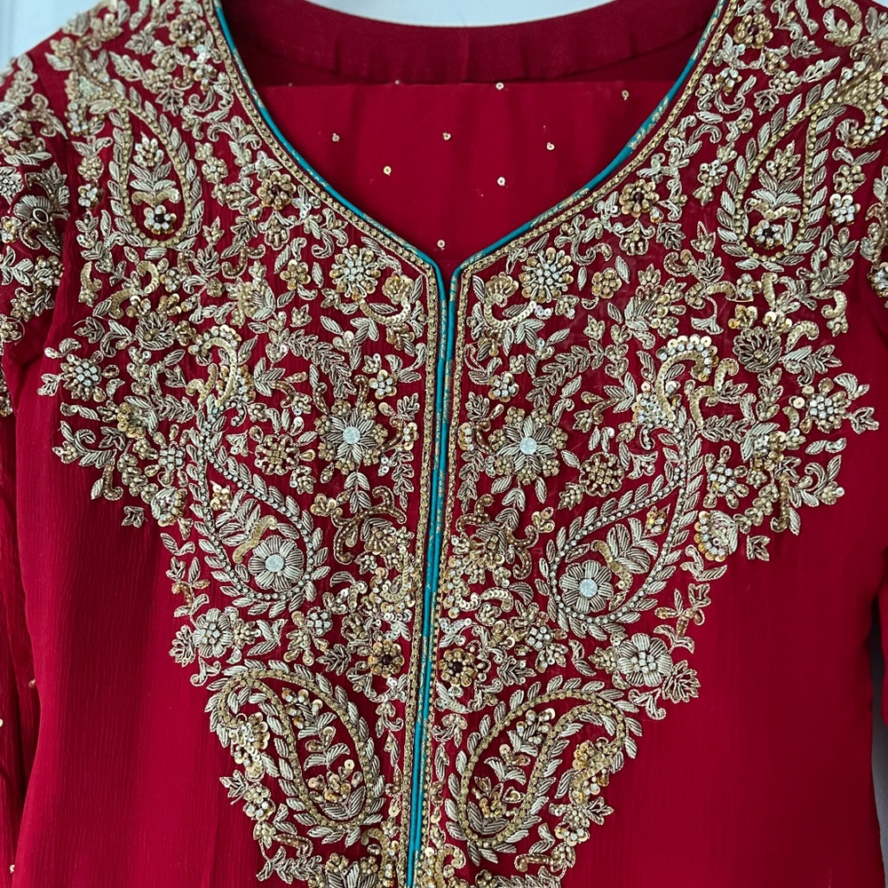 Formal wear red dress